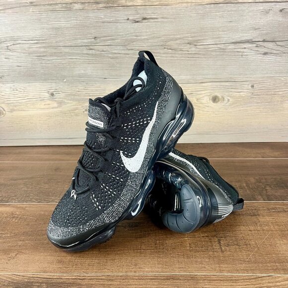 Nike Air VaporMax 2023 Flyknit Oreo Mens Size 10 Black White - Main Image